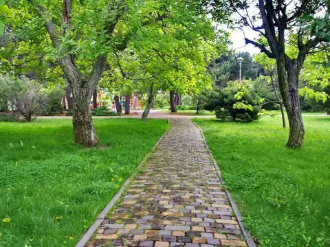 Парк "Ореховая роща"